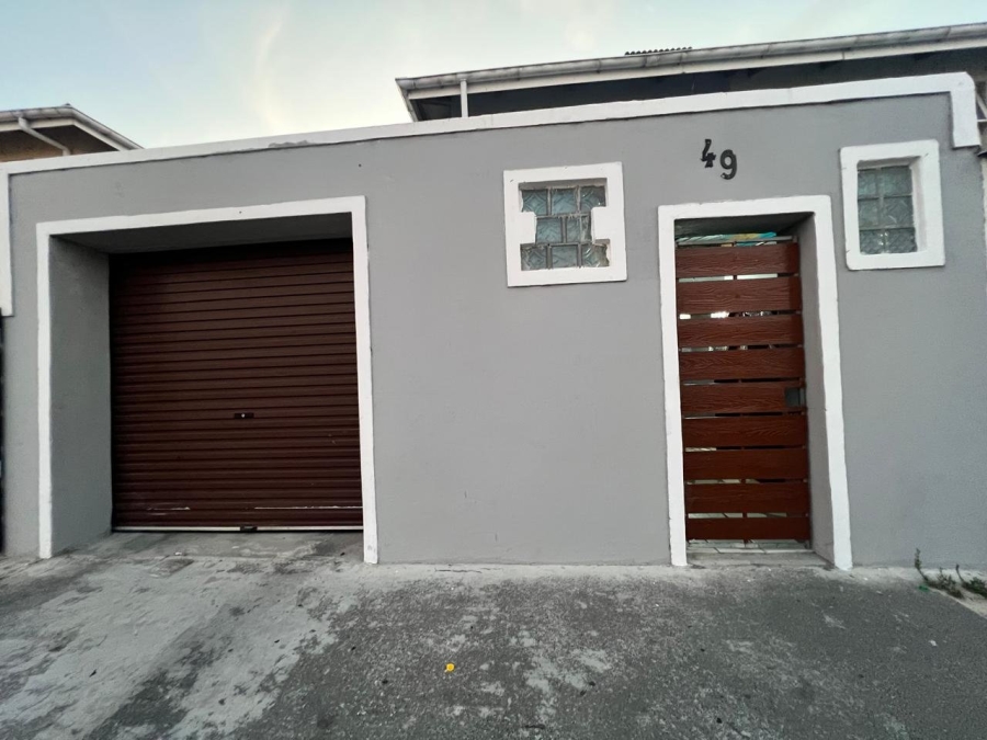 2 Bedroom Property for Sale in Harmony Village Western Cape